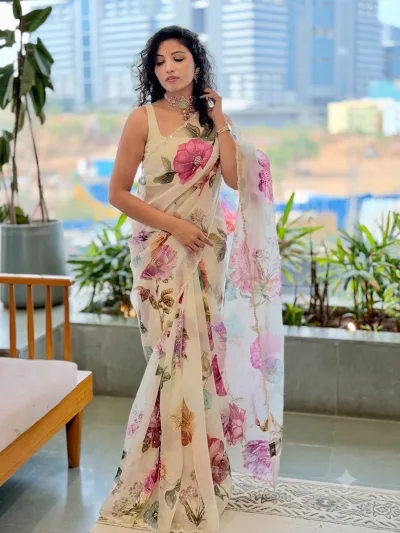 Floral Handwork Elegance Soft Tabi Saree